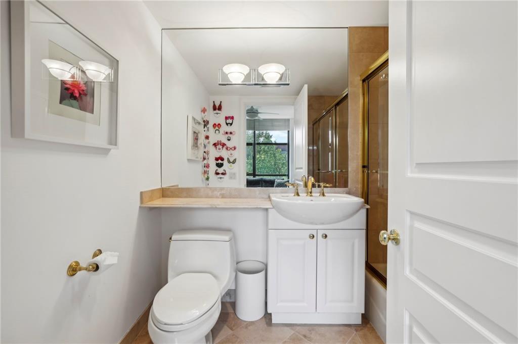 750 Park Avenue Ne Unit 6s Property Photo 37