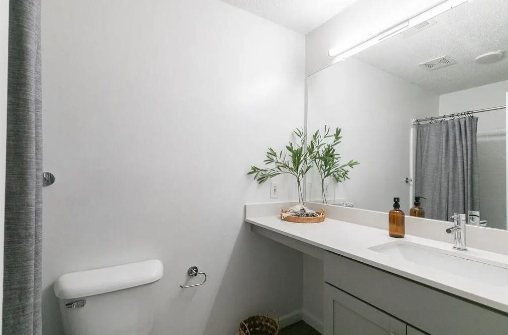 1113 Powers Ferry Place Unit 2424 Property Photo 4