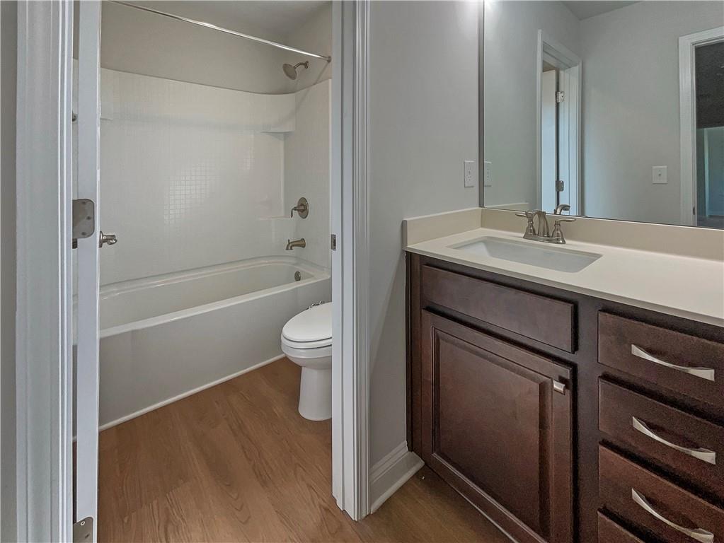 1846 Abbey Road Property Photo 17
