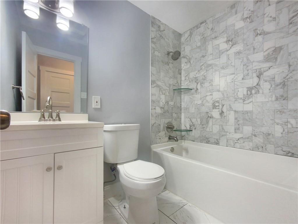 2492 Brentwood Court Property Photo 18