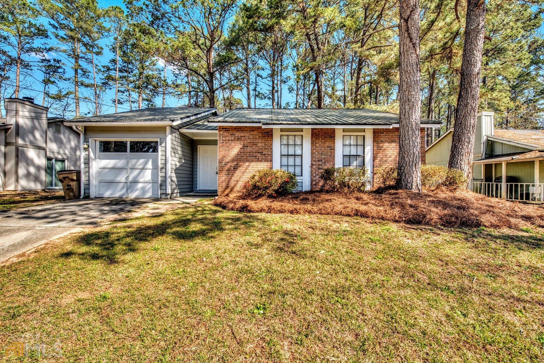 997 Brandon Hill Way Property Photo 1