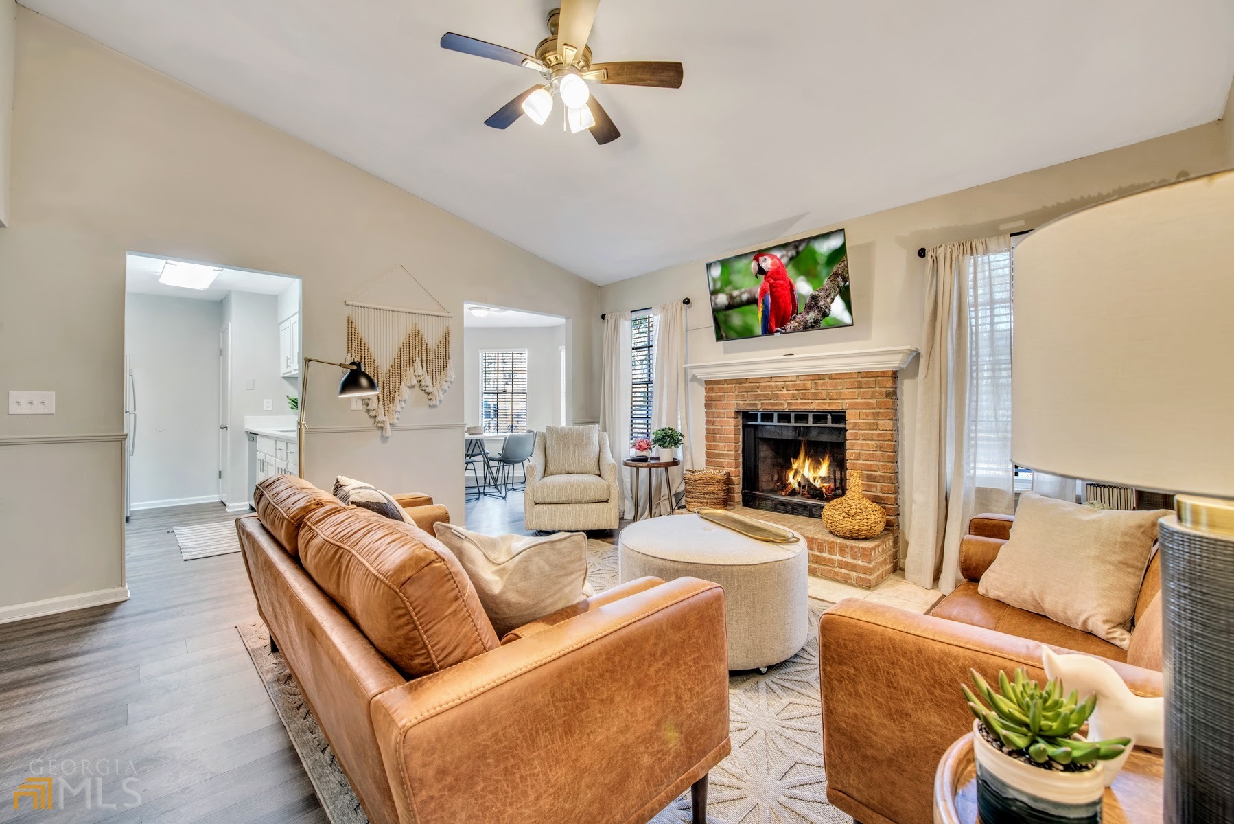 997 Brandon Hill Way Property Photo 6