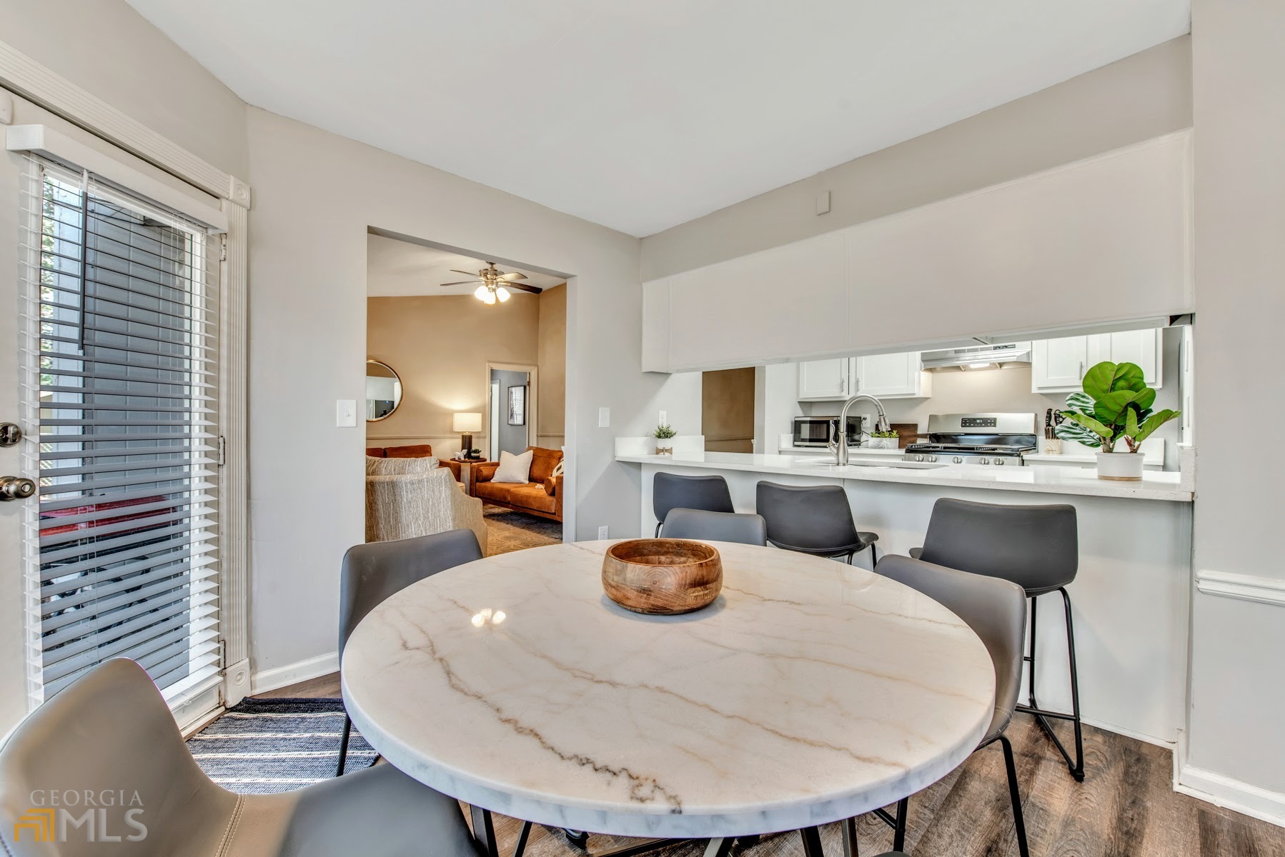 997 Brandon Hill Way Property Photo 9