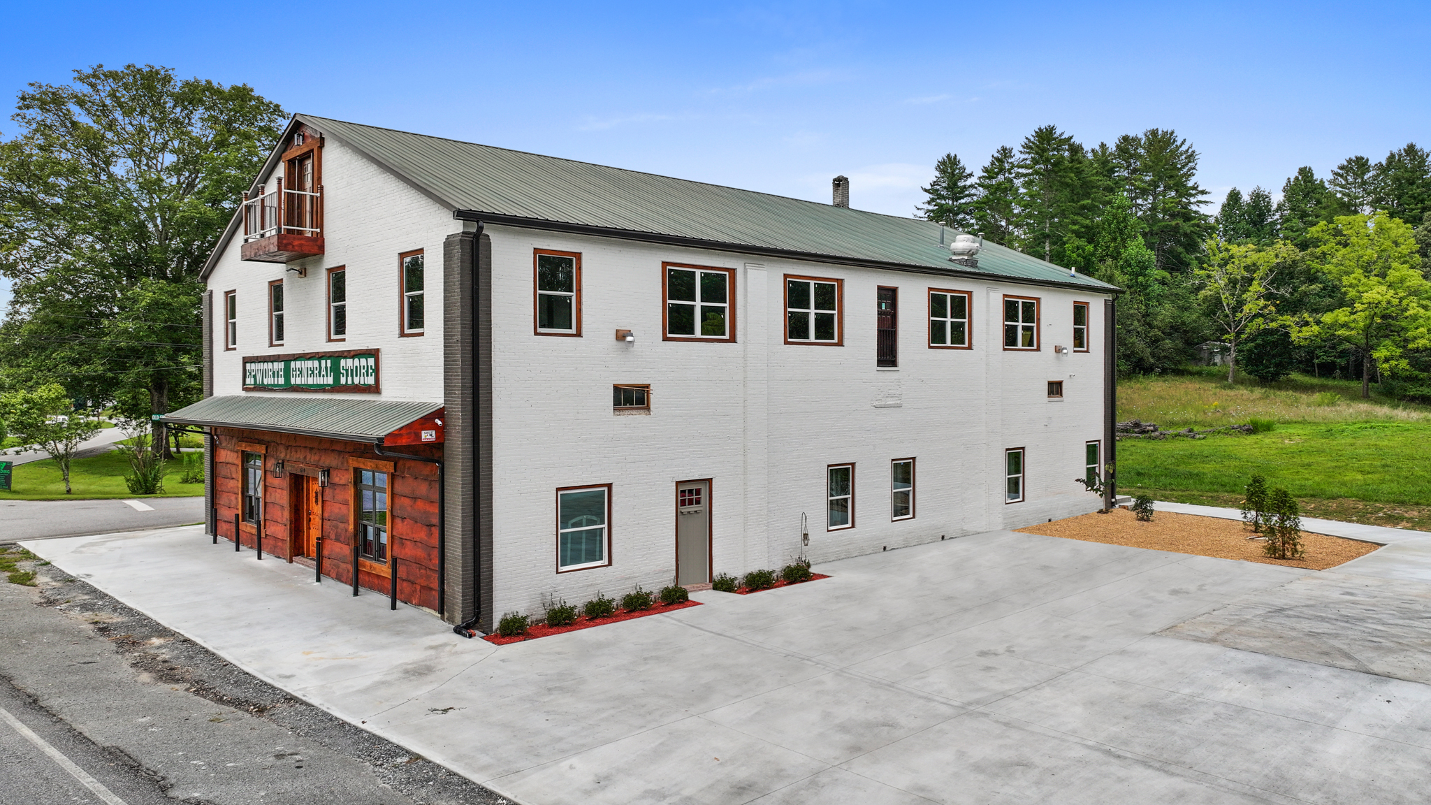 610 Madola Road Property Photo