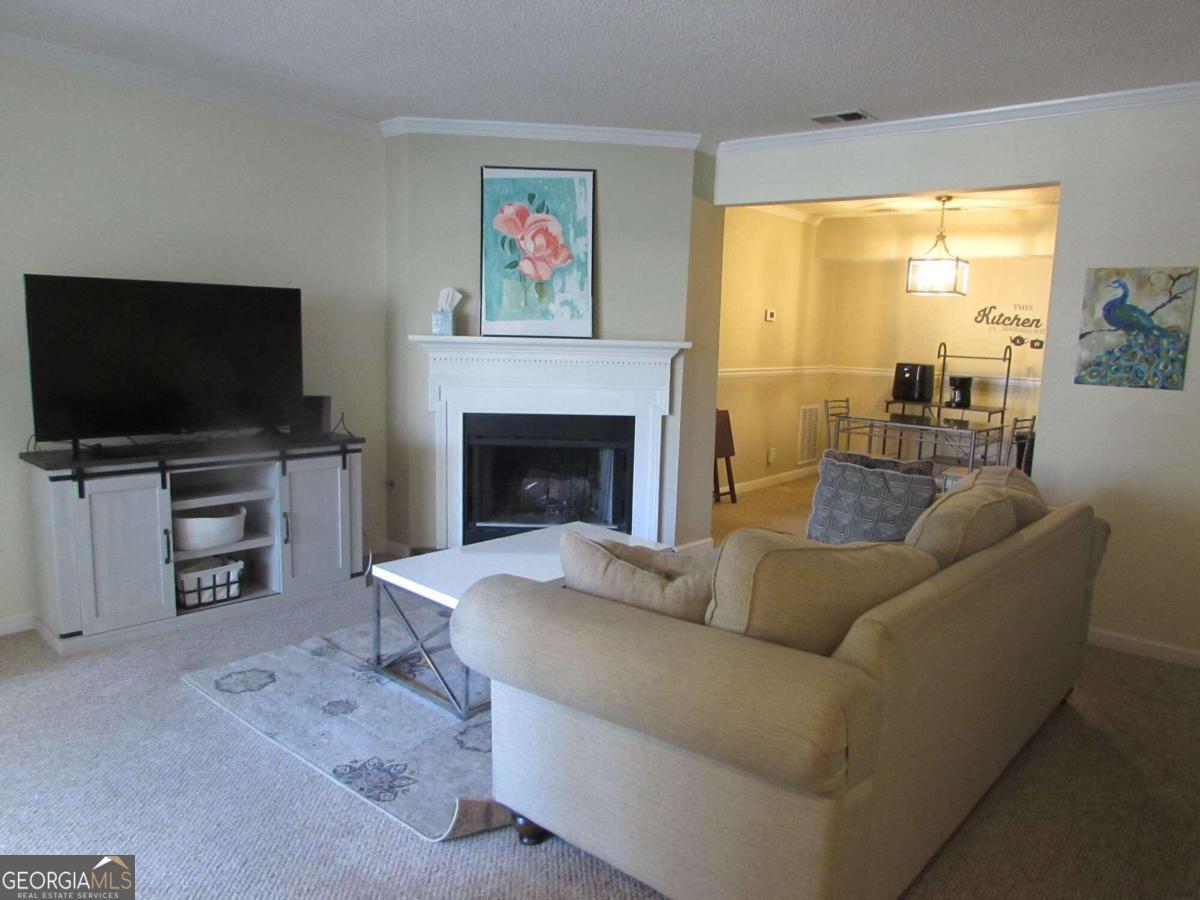 583 Cobblestone Property Photo