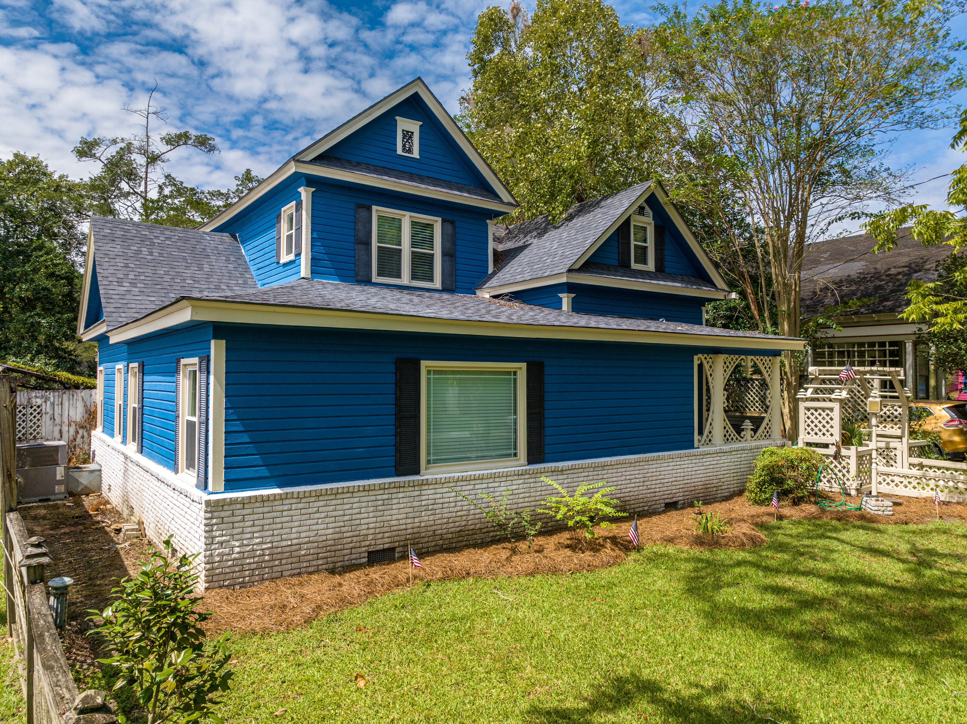 113 S Merrimac Drive Property Photo