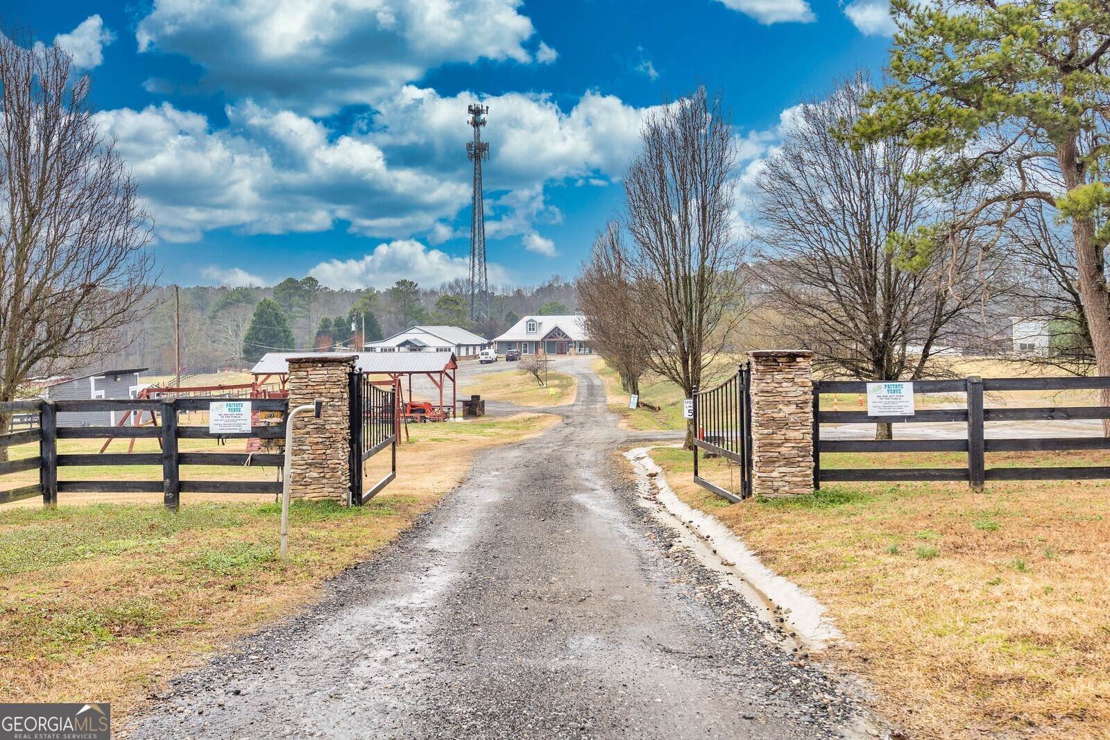 2225 Givens Road Property Photo