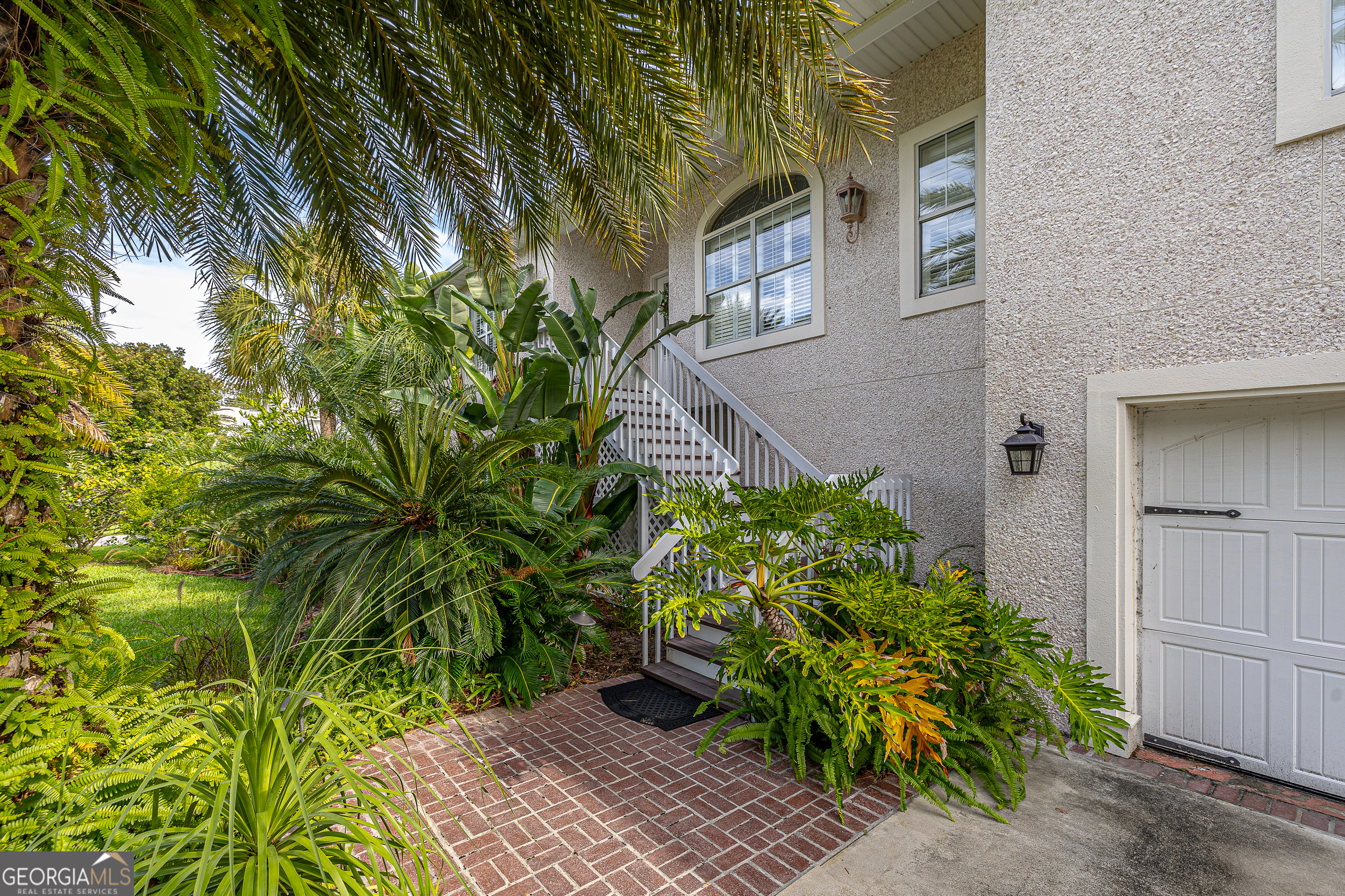 107 Thompson Cove Property Photo 4