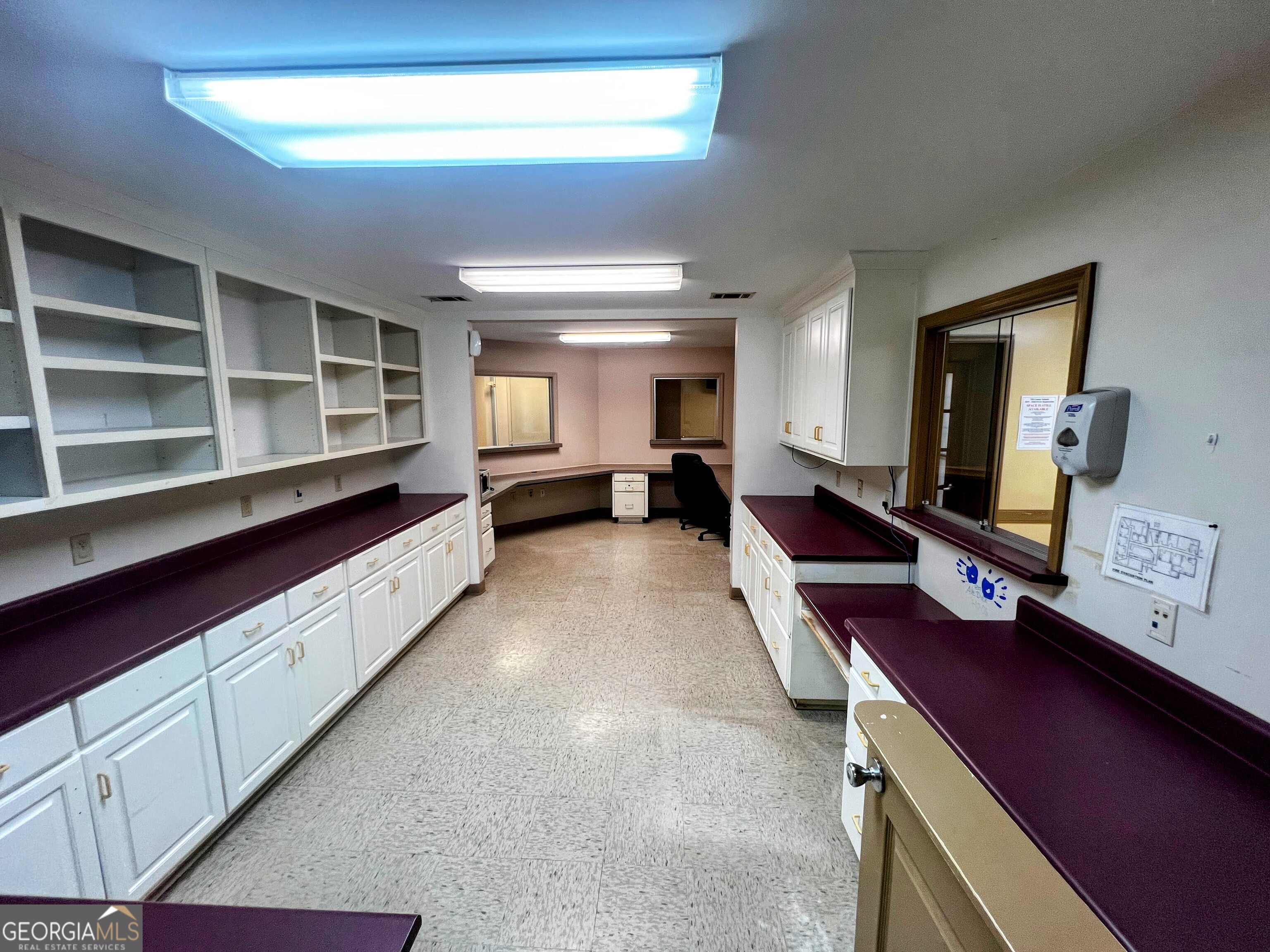 5488 Alabama Avenue Property Photo 8