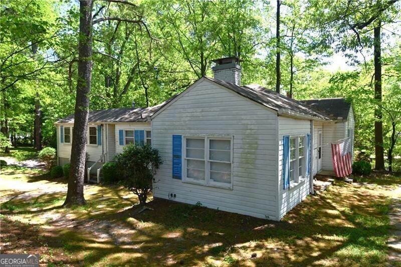 3565 Roxboro Road Ne Property Photo 4