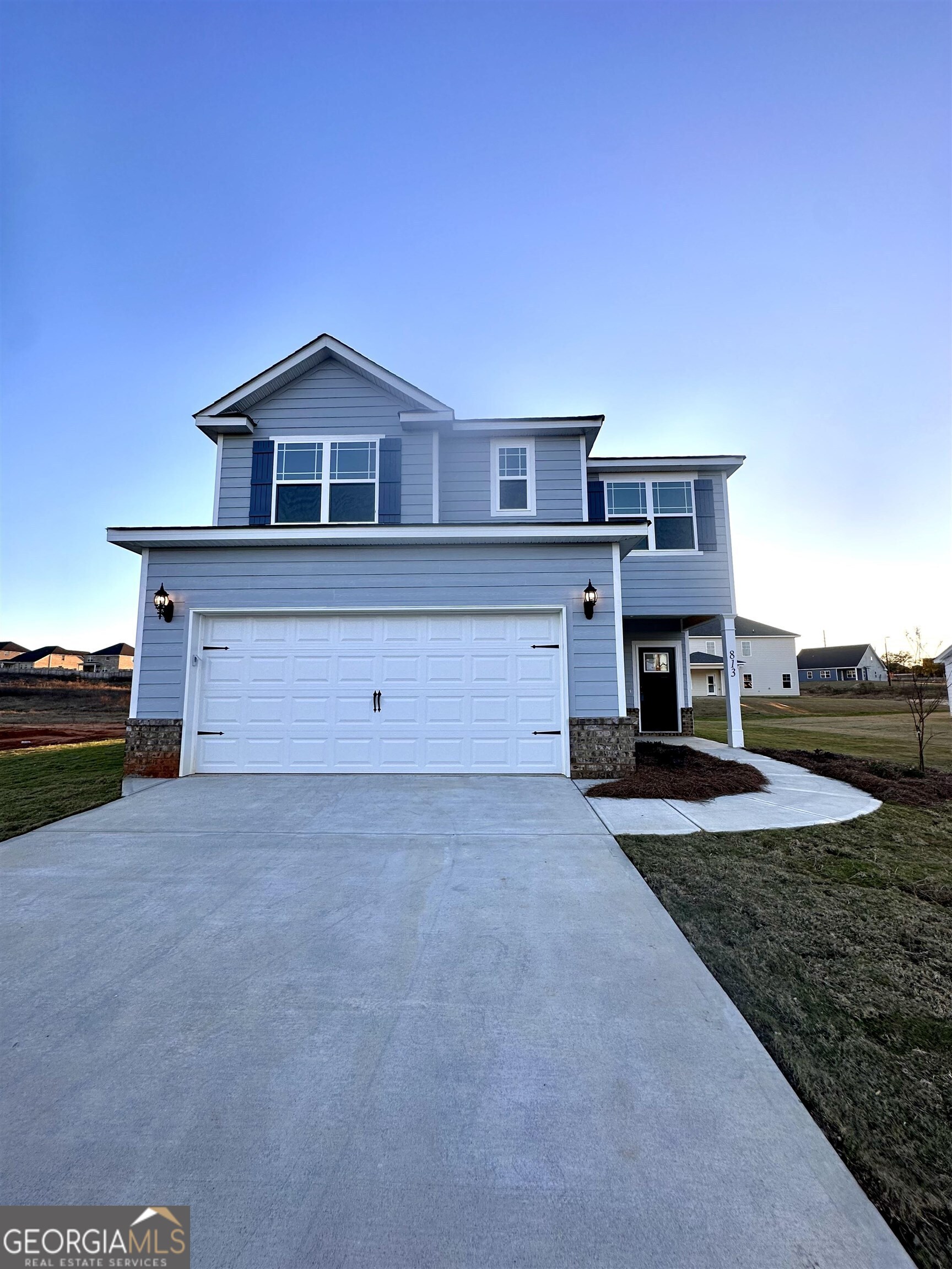 813 Harley Farms Drive Property Photo 1