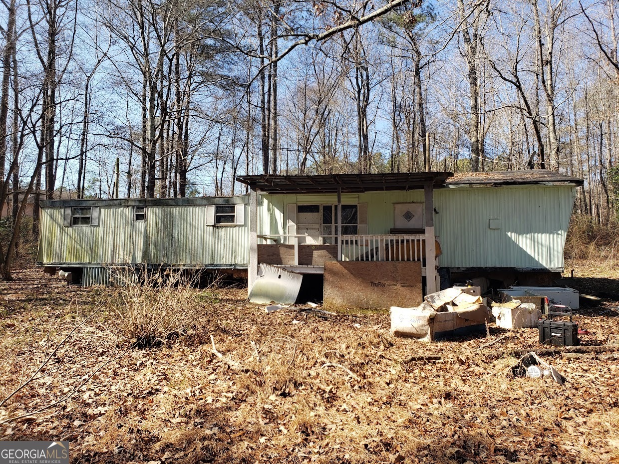 137 Ashley Drive Property Photo 2
