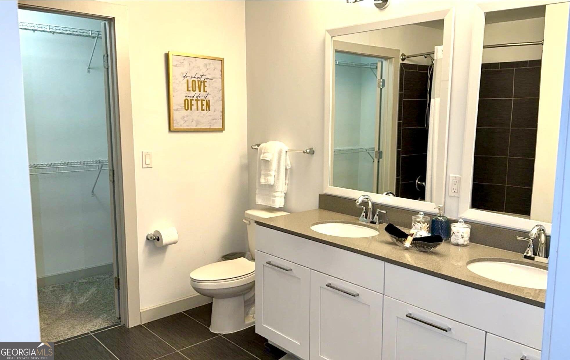 3382 Ne Peachtree Road # S12 Property Photo 27
