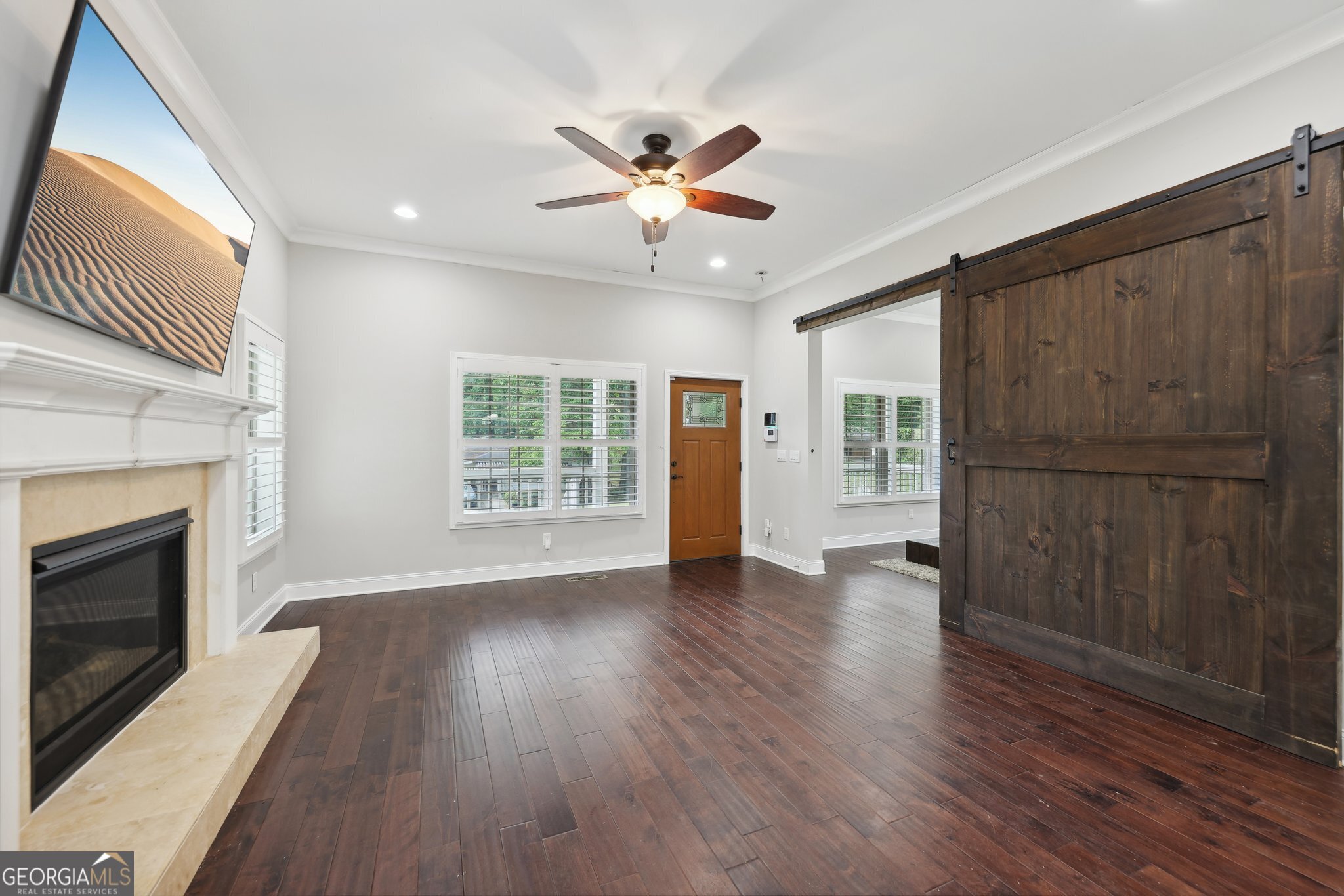 3483 Conley Street Property Photo 9