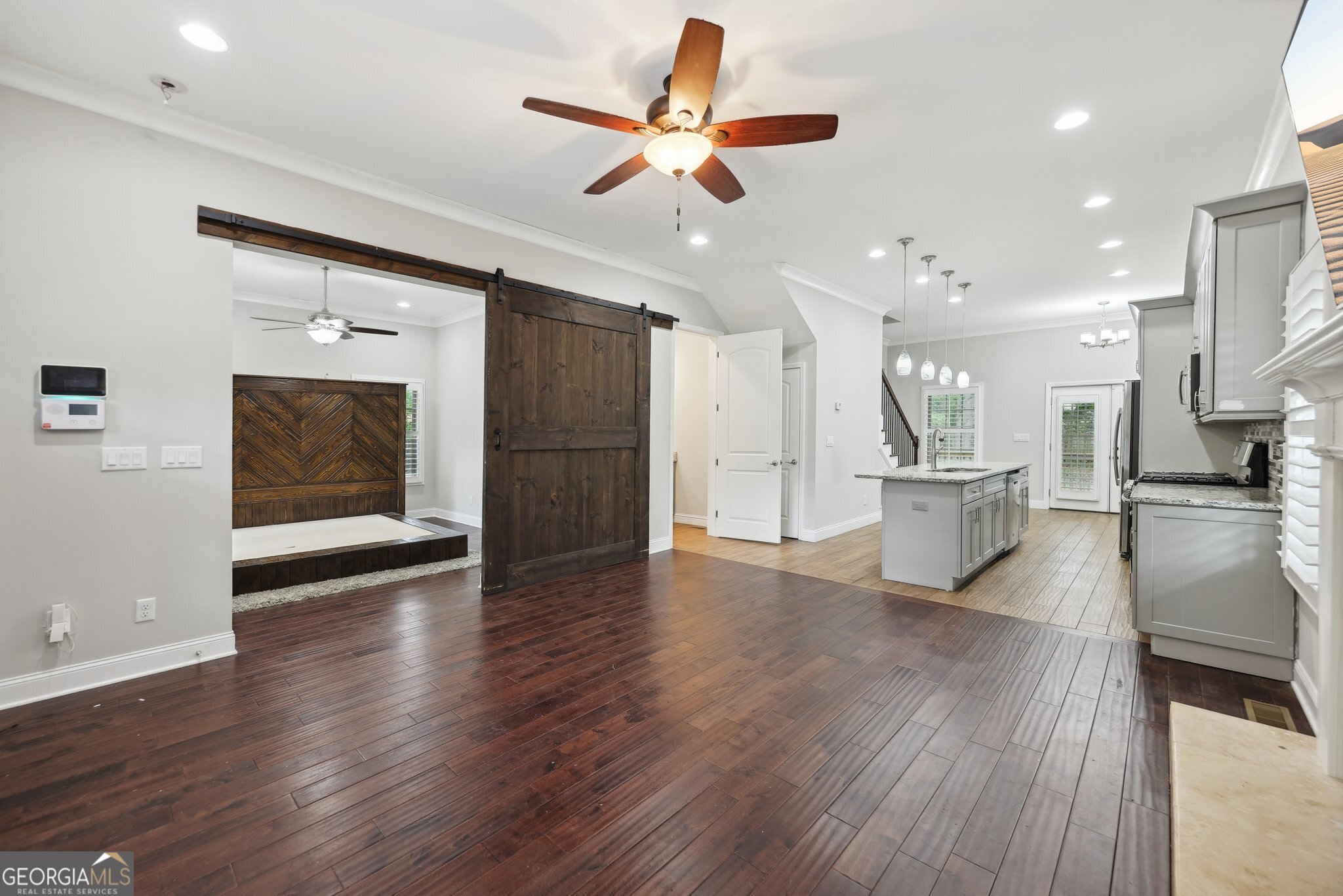 3483 Conley Street Property Photo 13