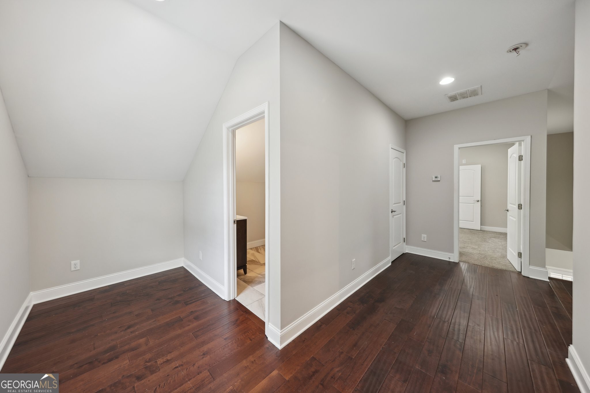 3483 Conley Street Property Photo 21