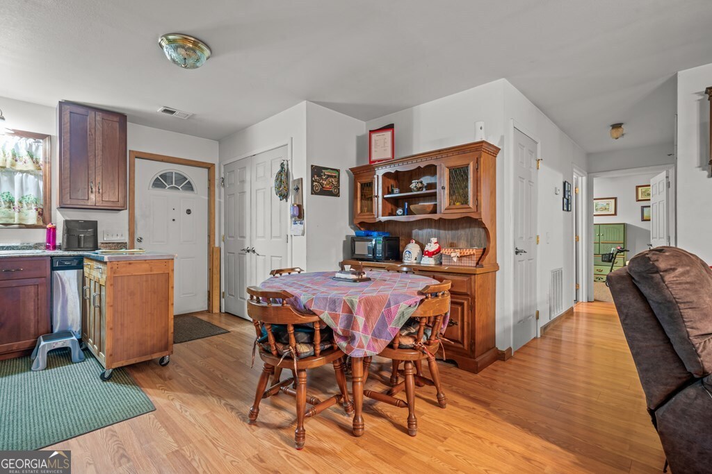 867 Haygood Road Property Photo 16