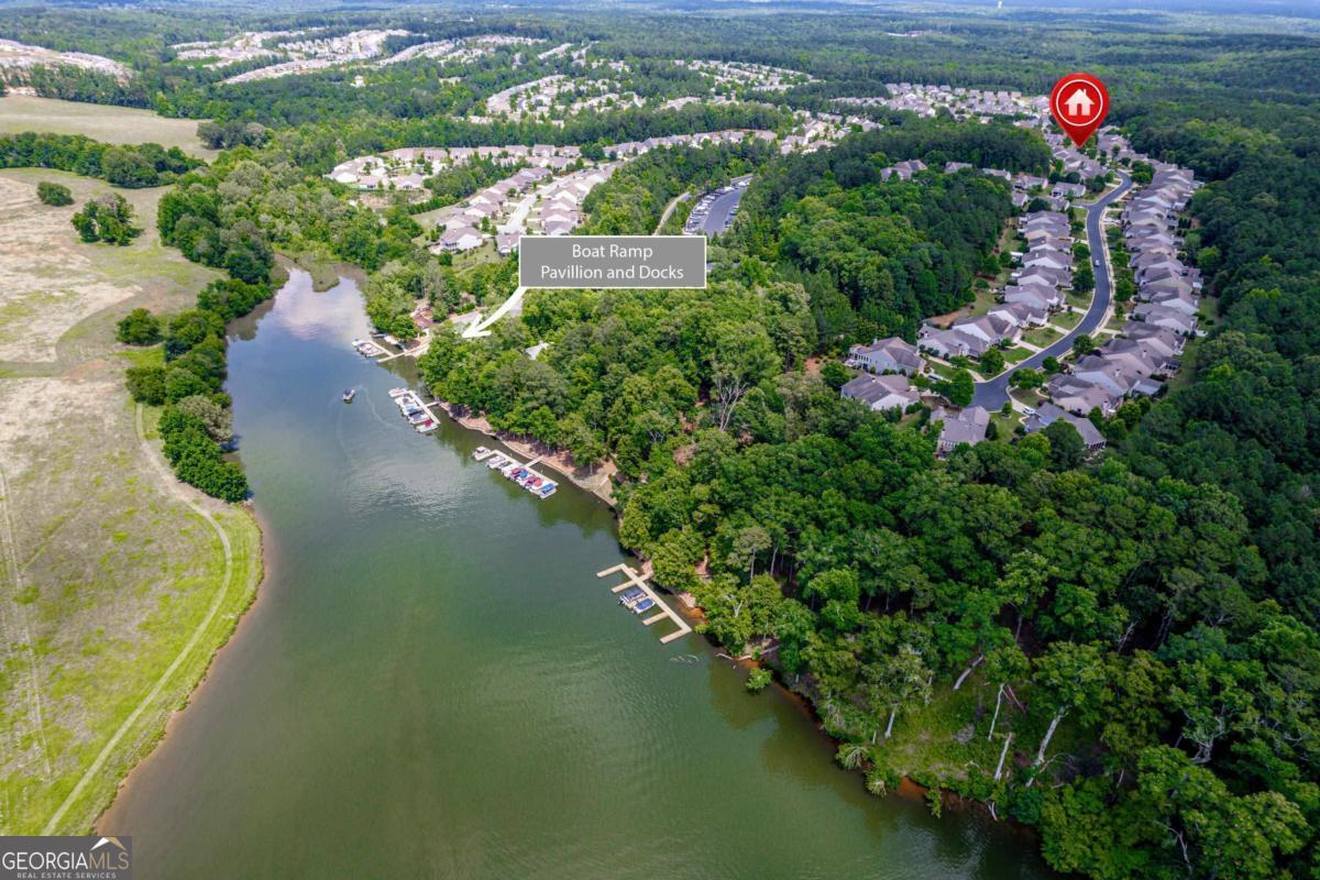 1151 Water Front Road Property Photo 11