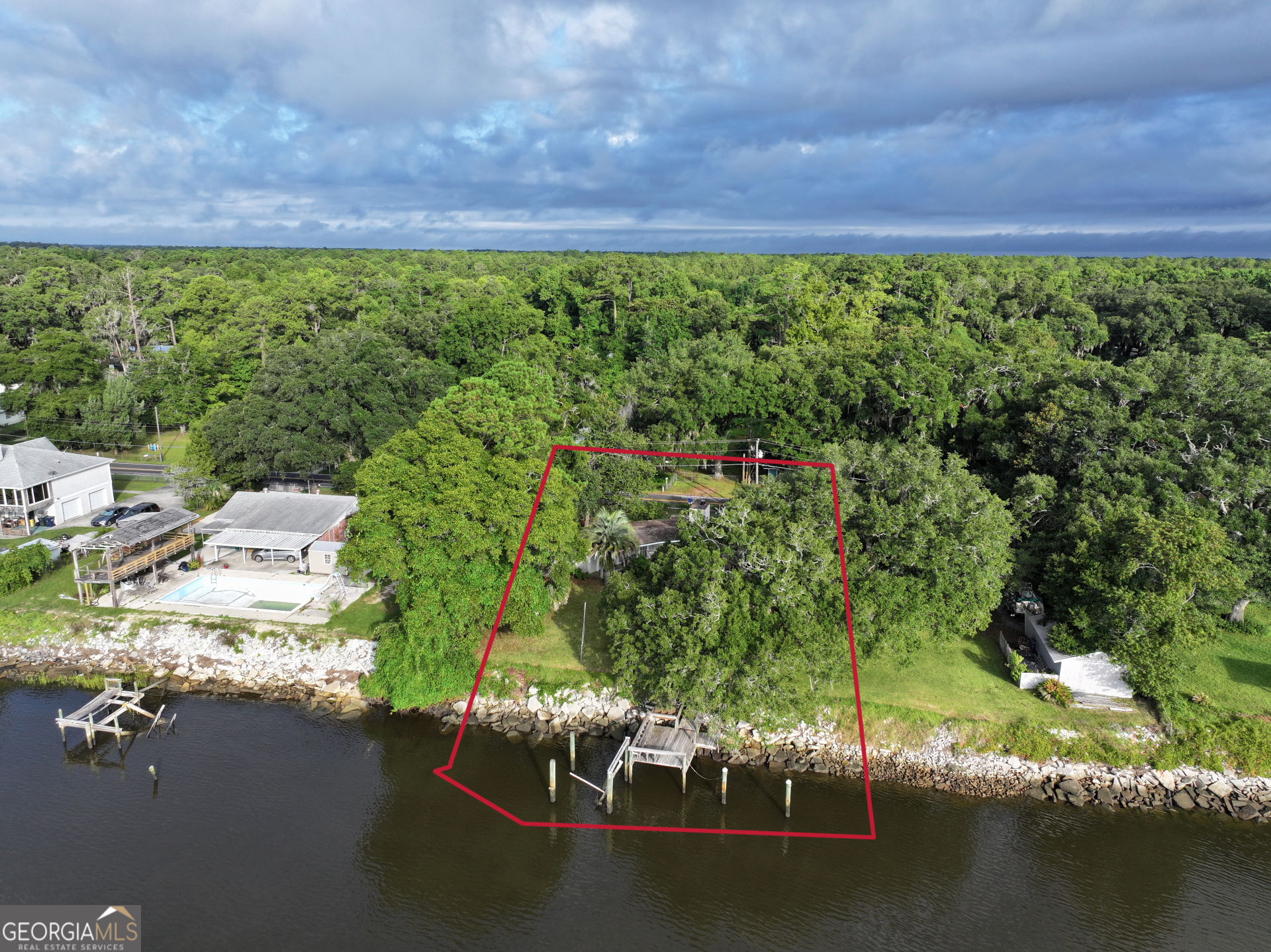 159 Crooked River Drive Property Photo 2
