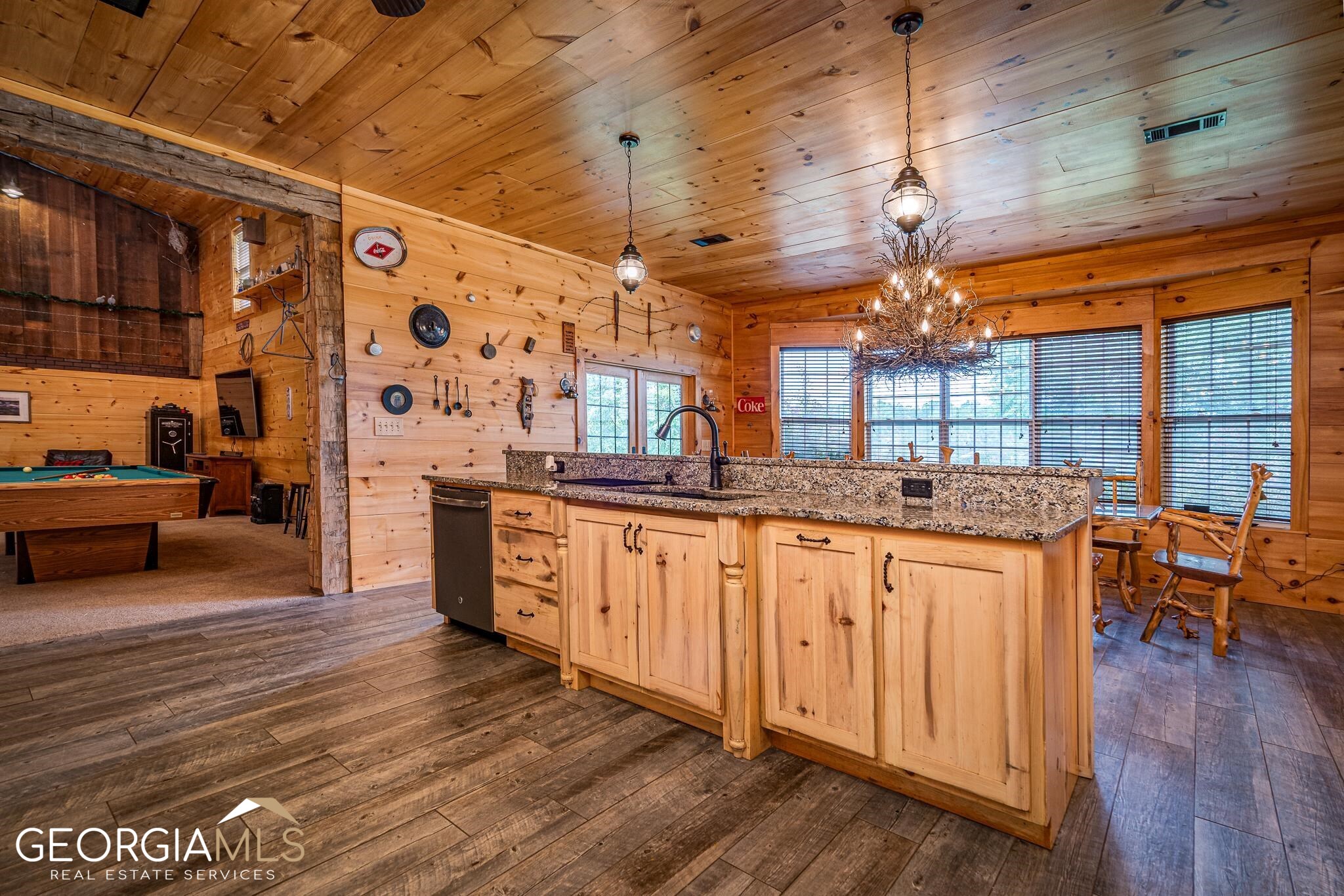 947 Bellhouse Road Property Photo 8