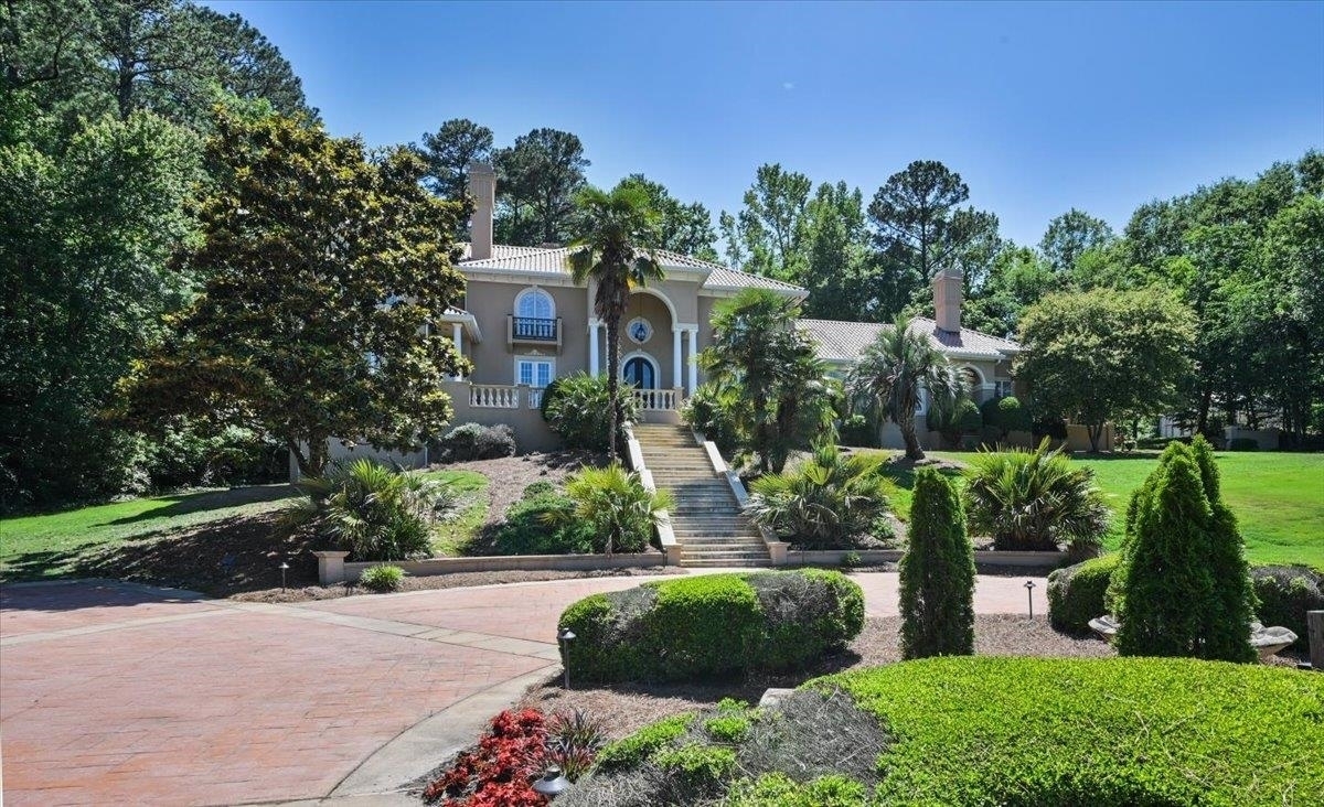 144 Howard Oaks Property Photo 4