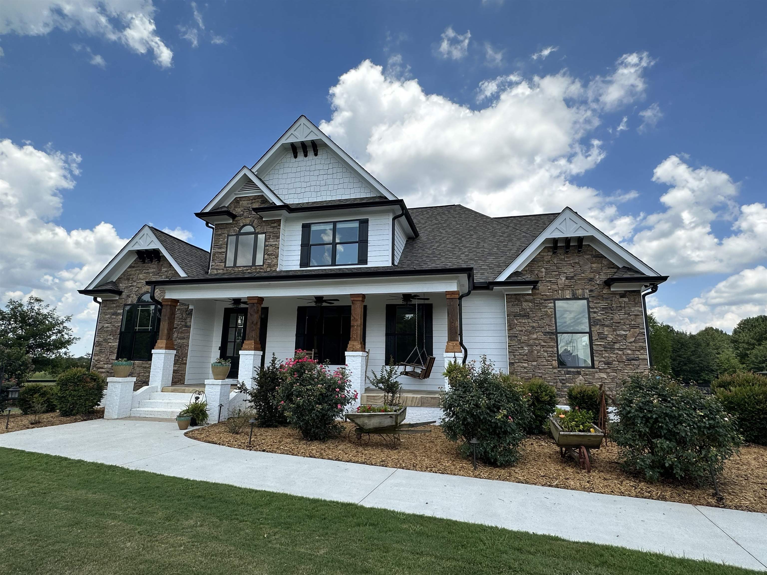 3698 Pannell Road Property Photo