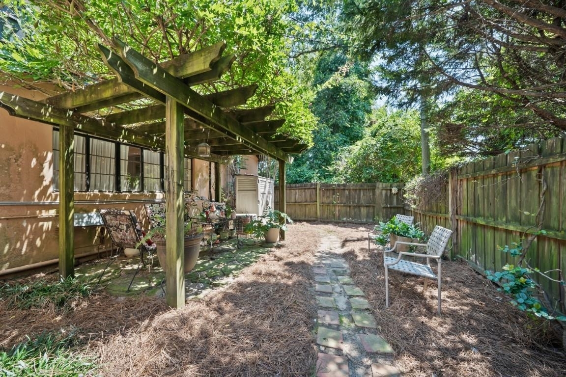 3764 Ridge Avenue Property Photo 35