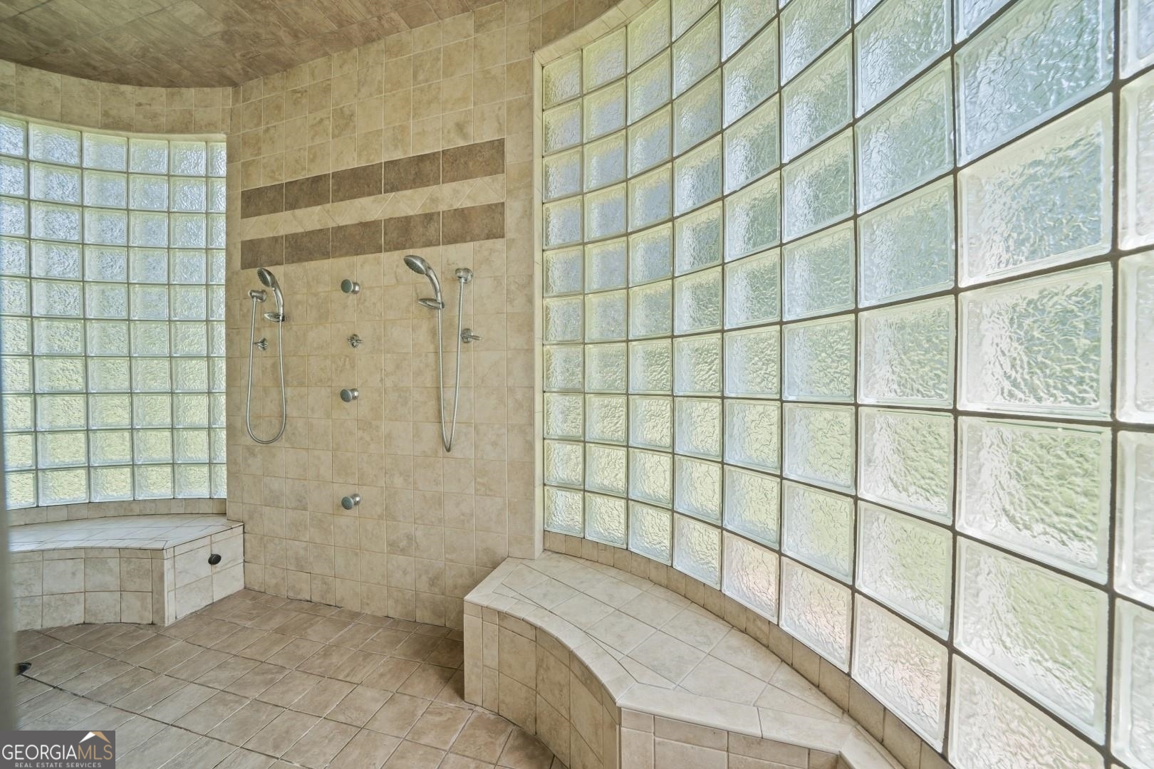 6020 Rivoli Drive Property Photo 36