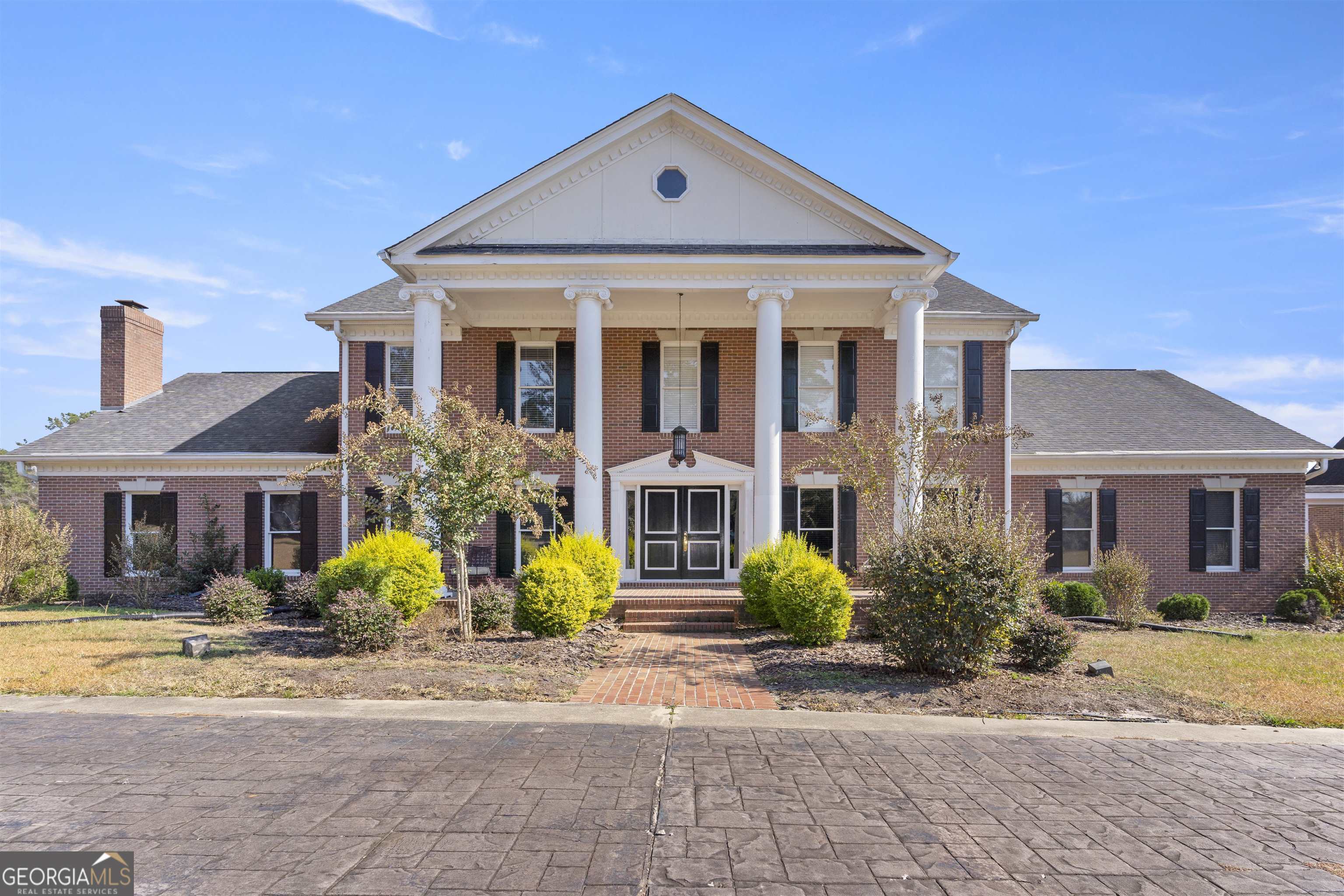 5900 Zebulon Road Property Photo 1