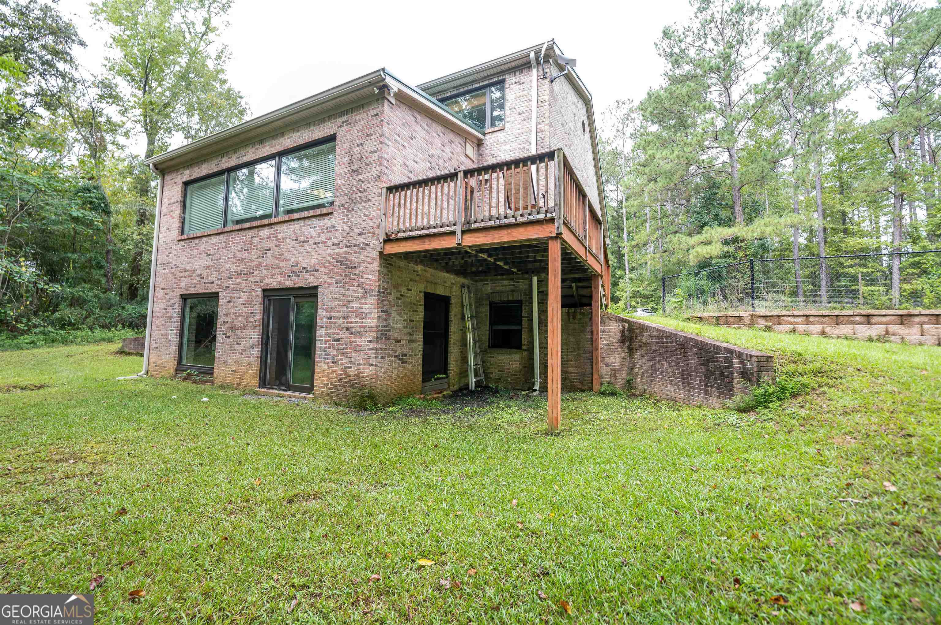 125 Riding Trail Property Photo