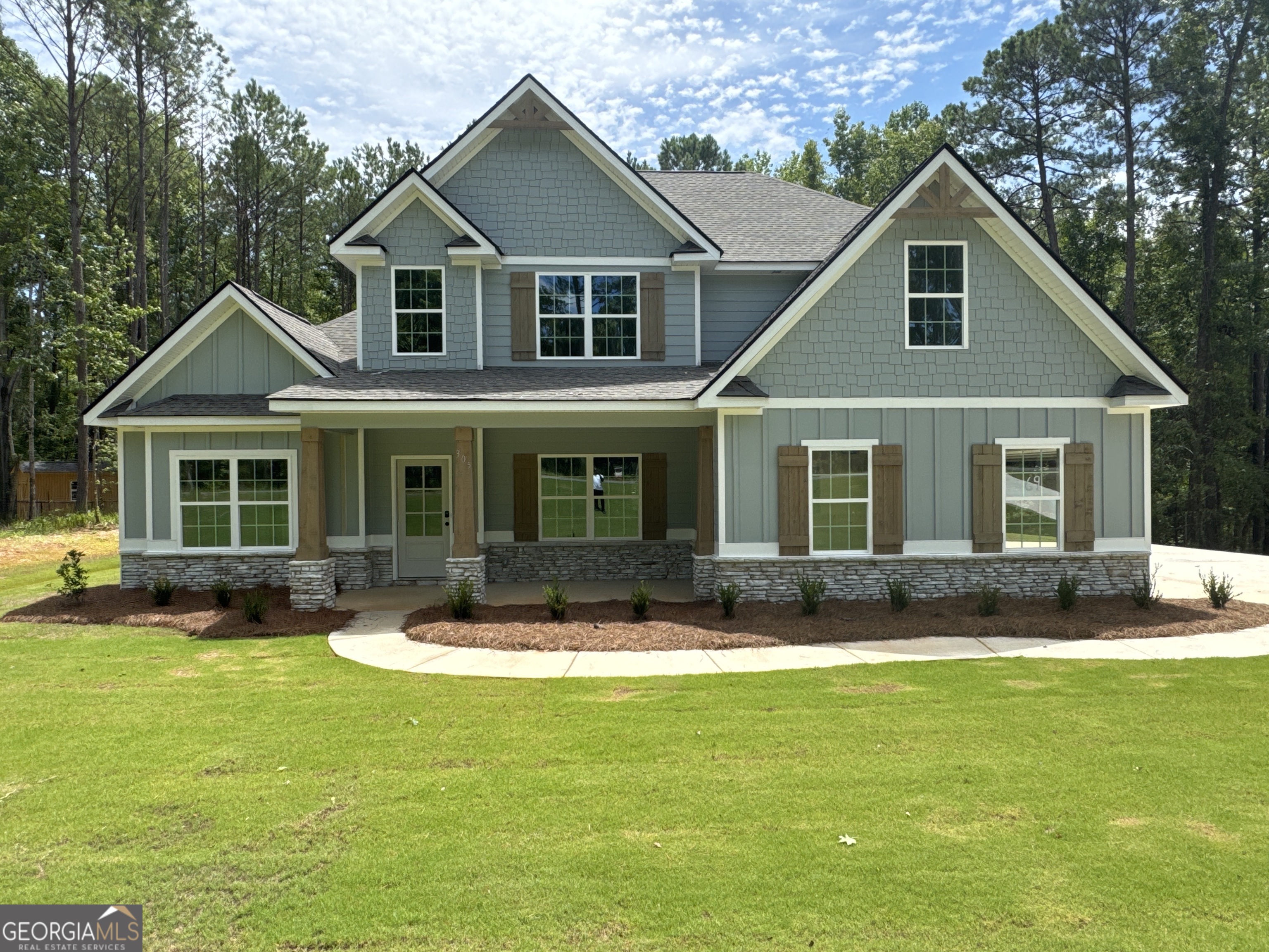 305 Boxwood Court # 69 Property Photo 1