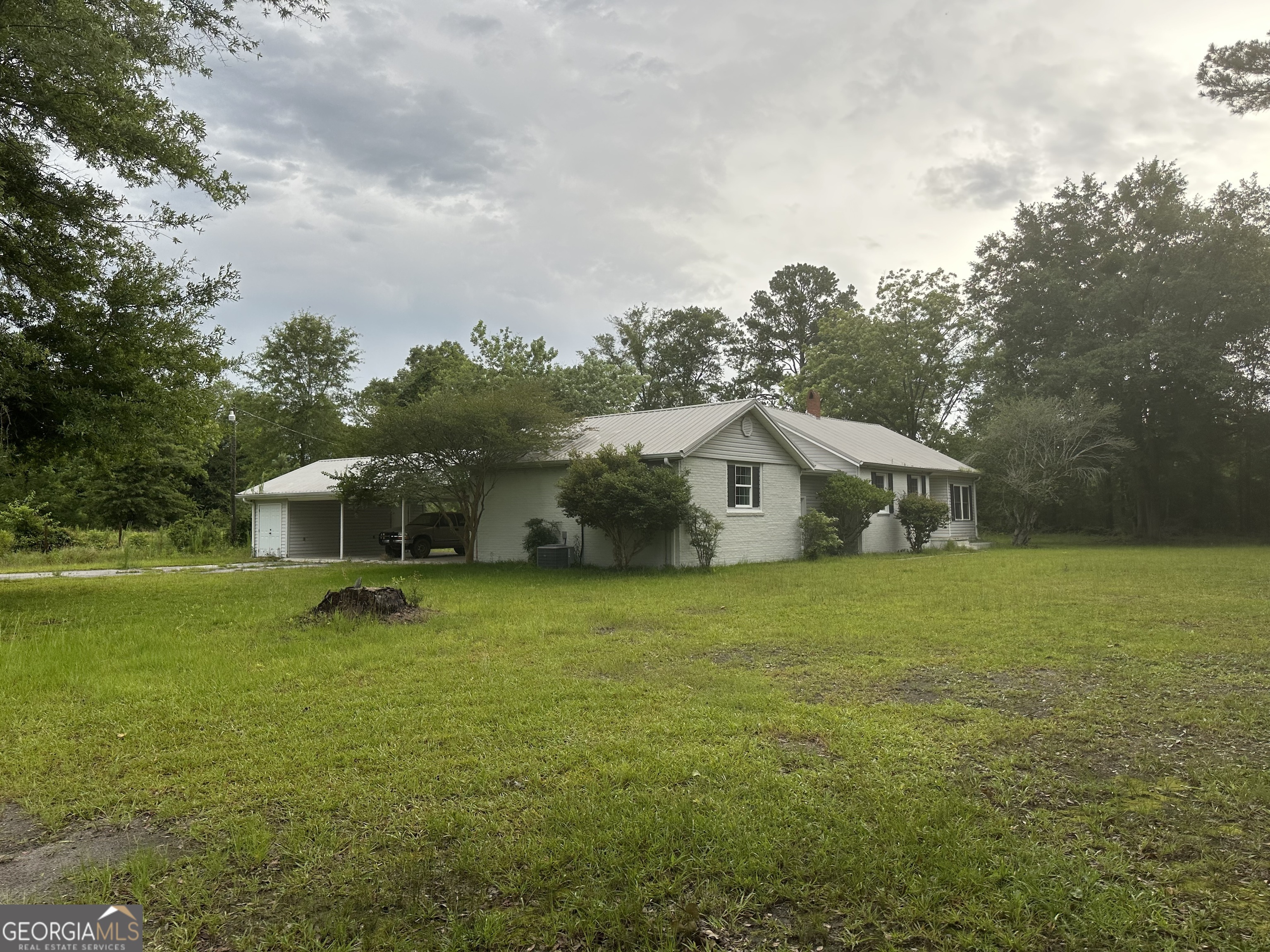 3223 Golden Isle Hwy Property Photo 1