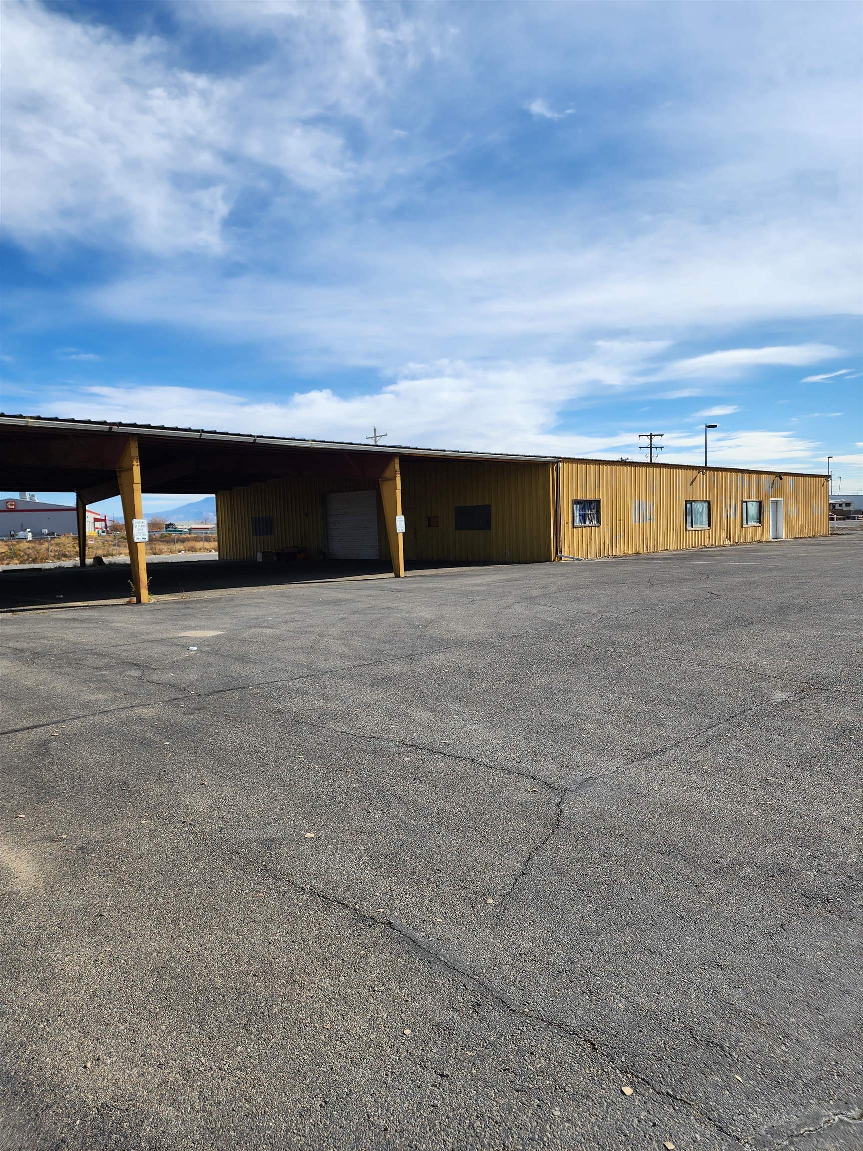 2210 Highway 6&50 Property Photo 10