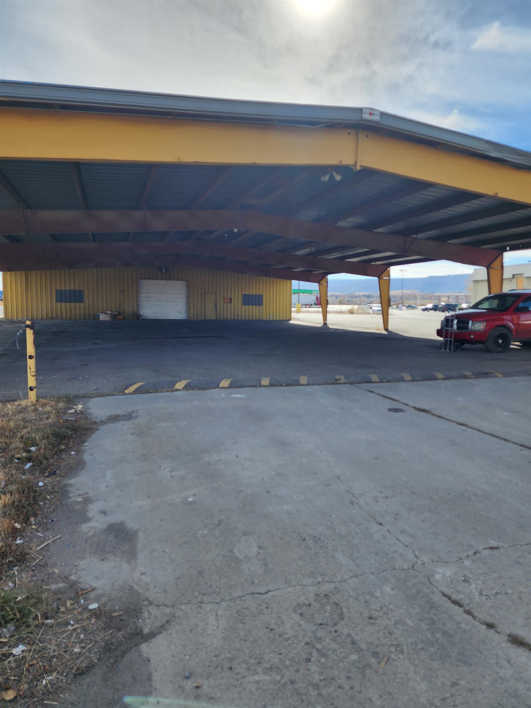 2210 Highway 6&50 Property Photo 11