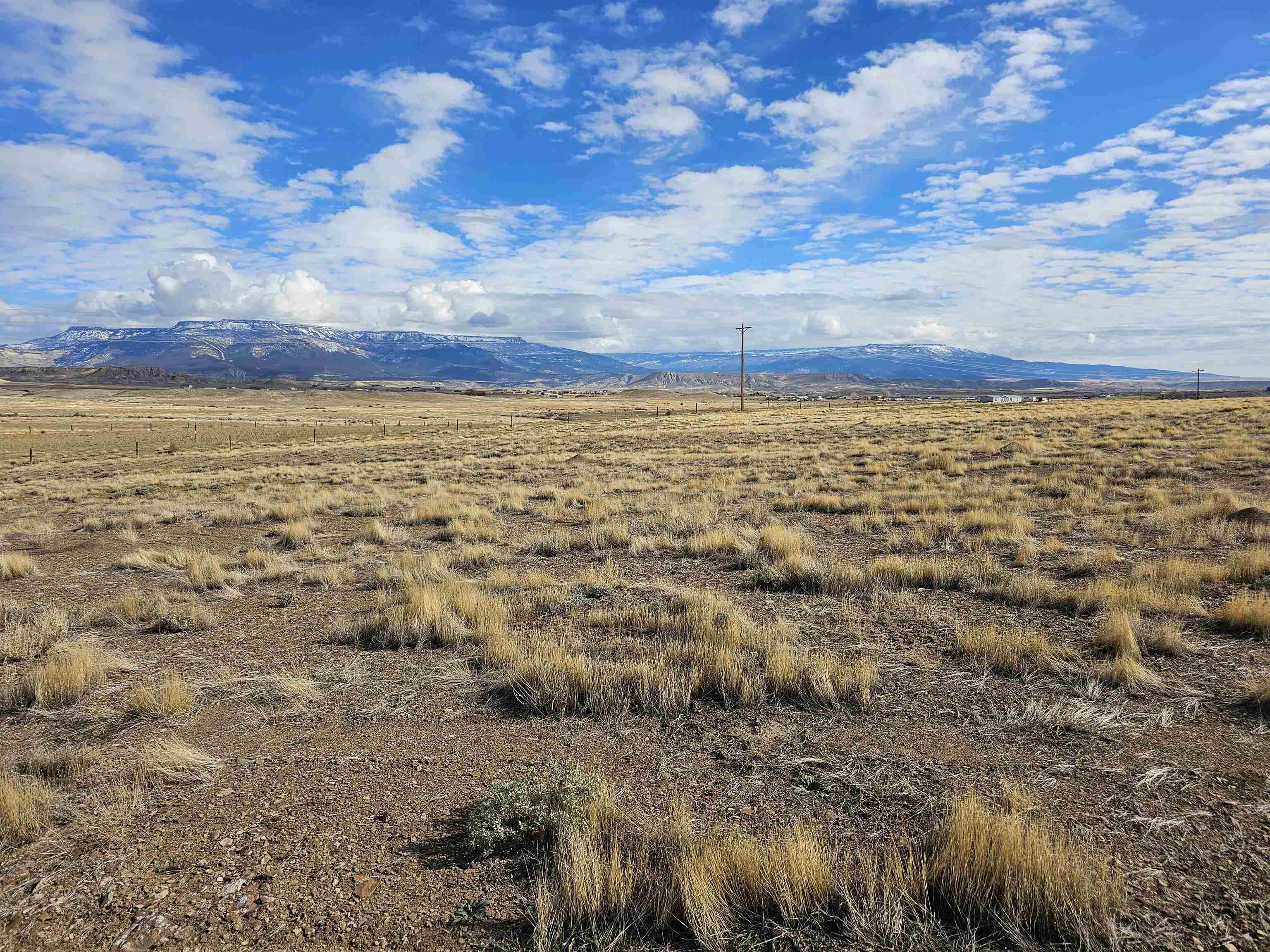 1528 Wapiti Way Property Photo 8