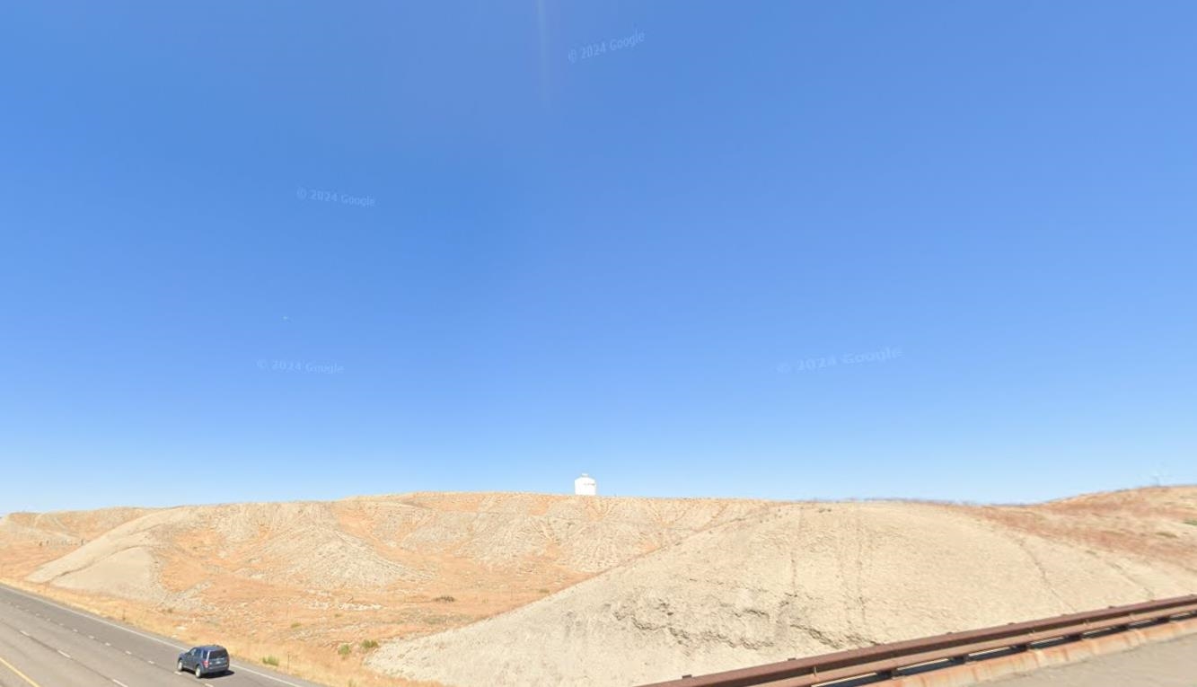 3197 N I-70 Frontage Road Property Photo 9