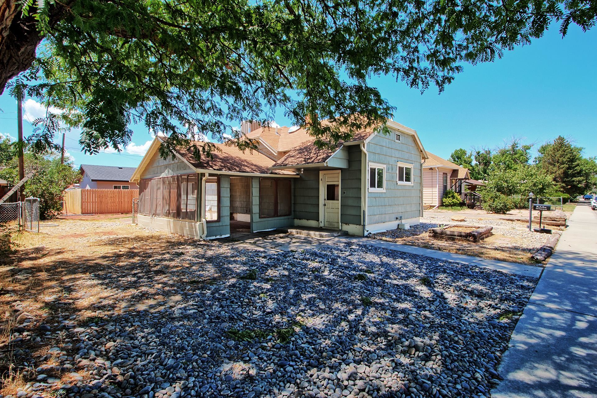 1445 Texas Avenue Property Photo 8
