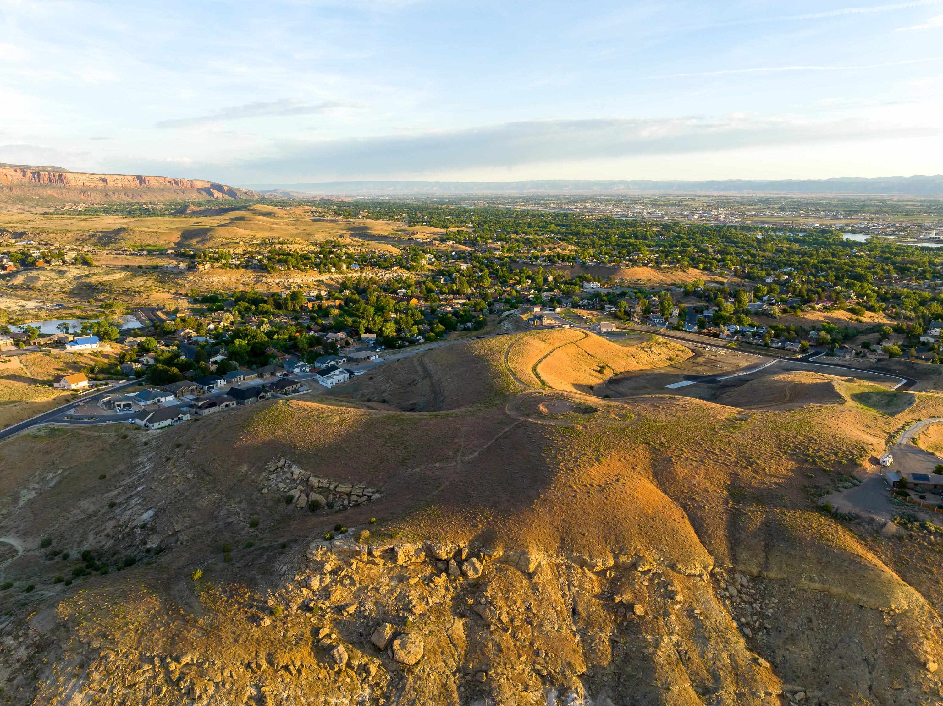 2407 Talus Court Property Photo 34