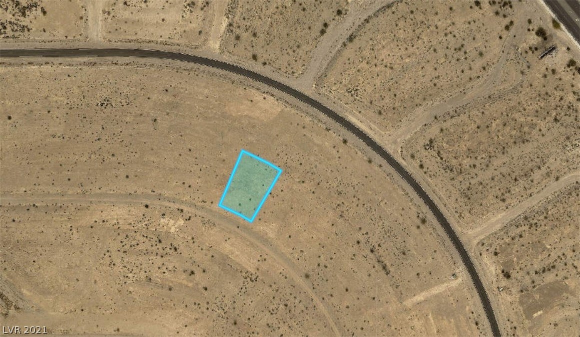 2200 Iron Horse Street Property Photo 4