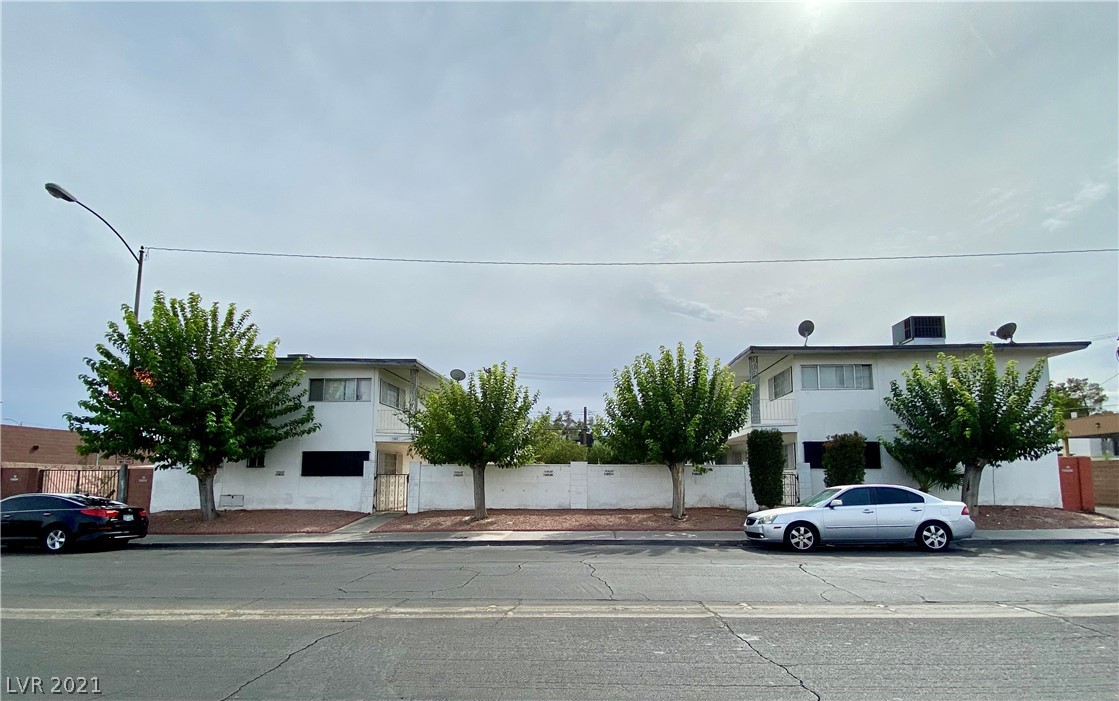 1165 Sierra Vista Drive Property Photo