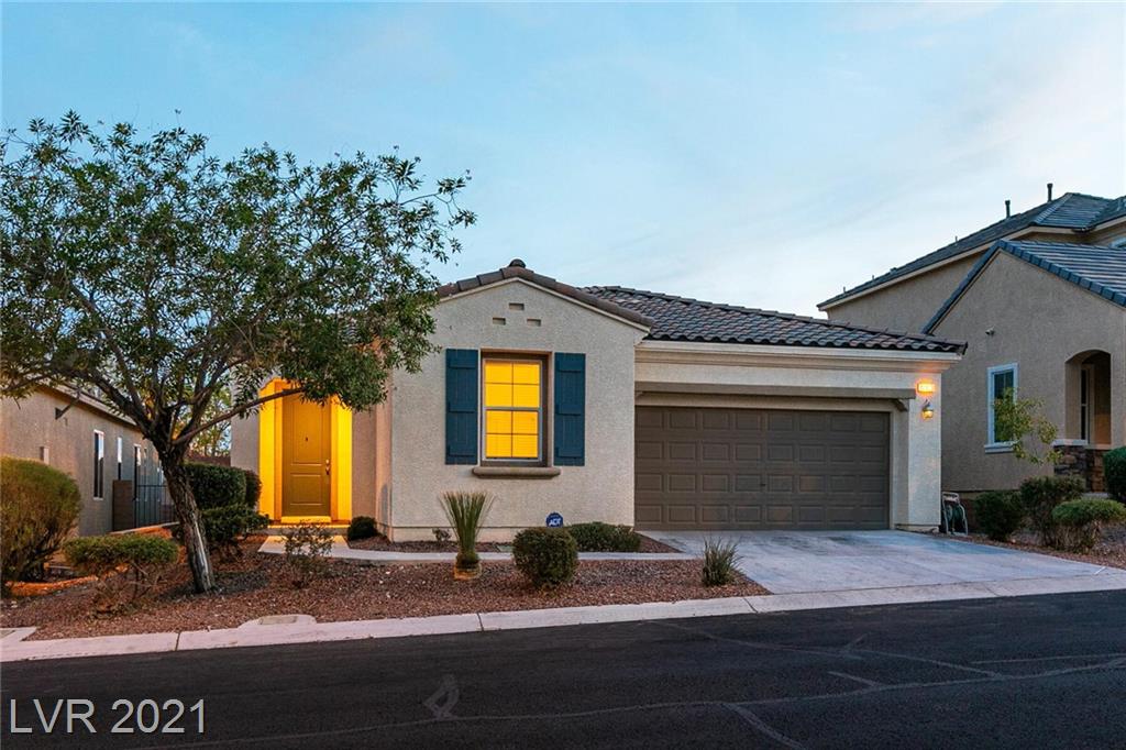 10423 Bush Mountain Avenue Property Photo 1