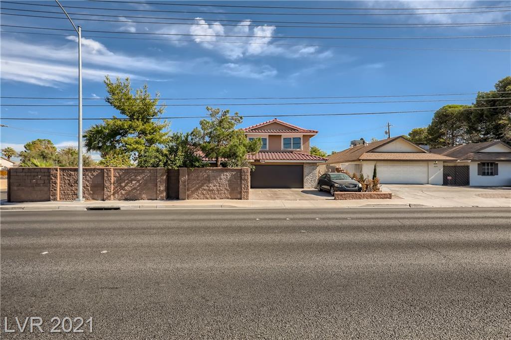 1809 South Valley View Boulevard Property Photo 1
