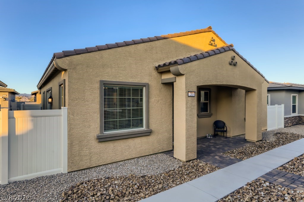213 Branch Creek Avenue Property Photo 1