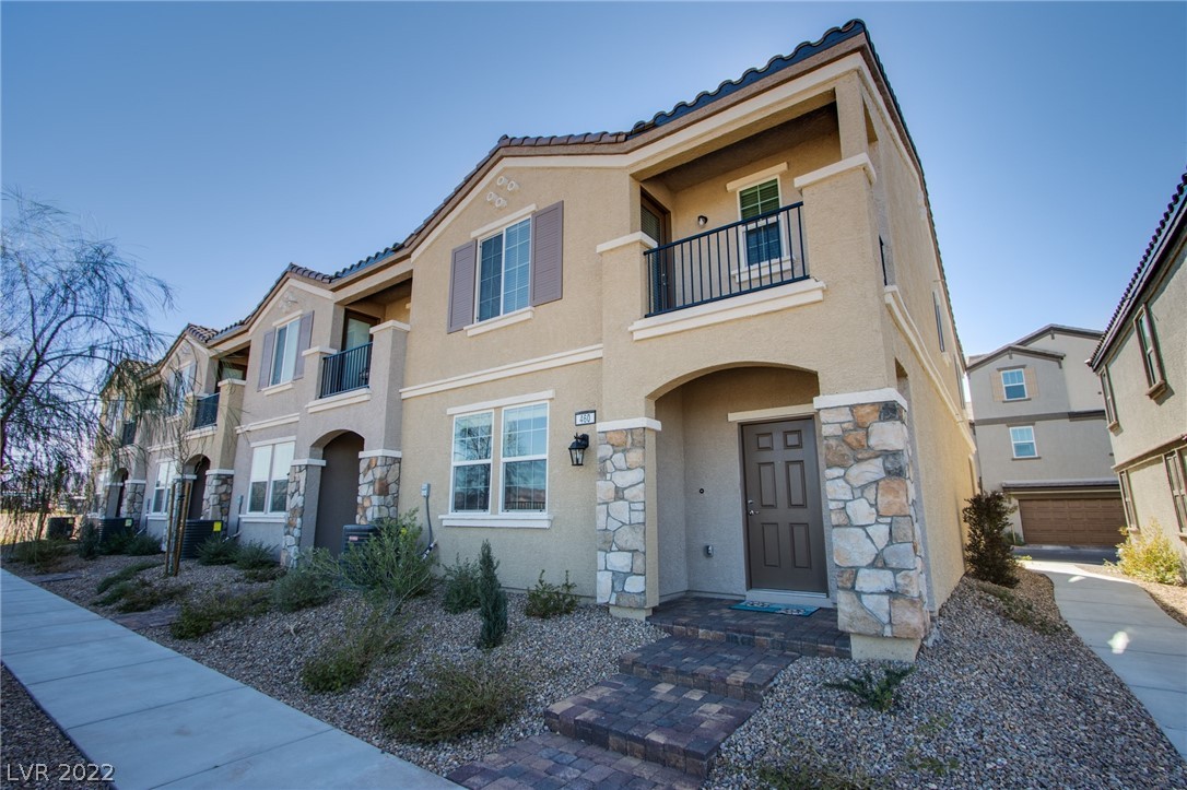 460 Ylang Place Property Photo 1