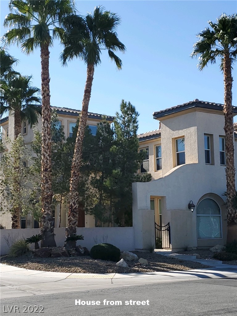 527 Via Garofano Avenue Property Photo 1