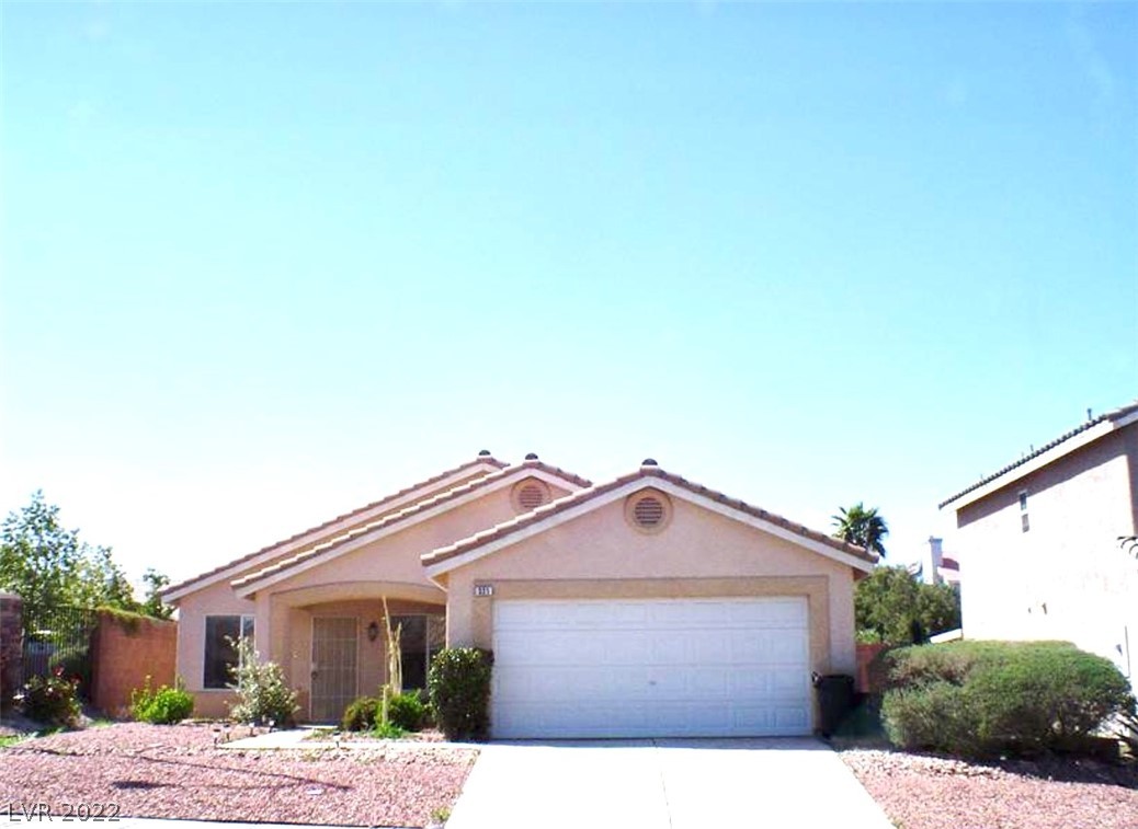 321 Laguna Glen Drive Property Photo 1