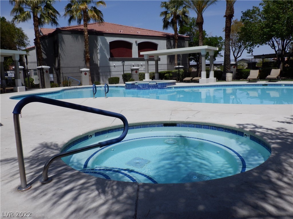 2390641 Property Photo