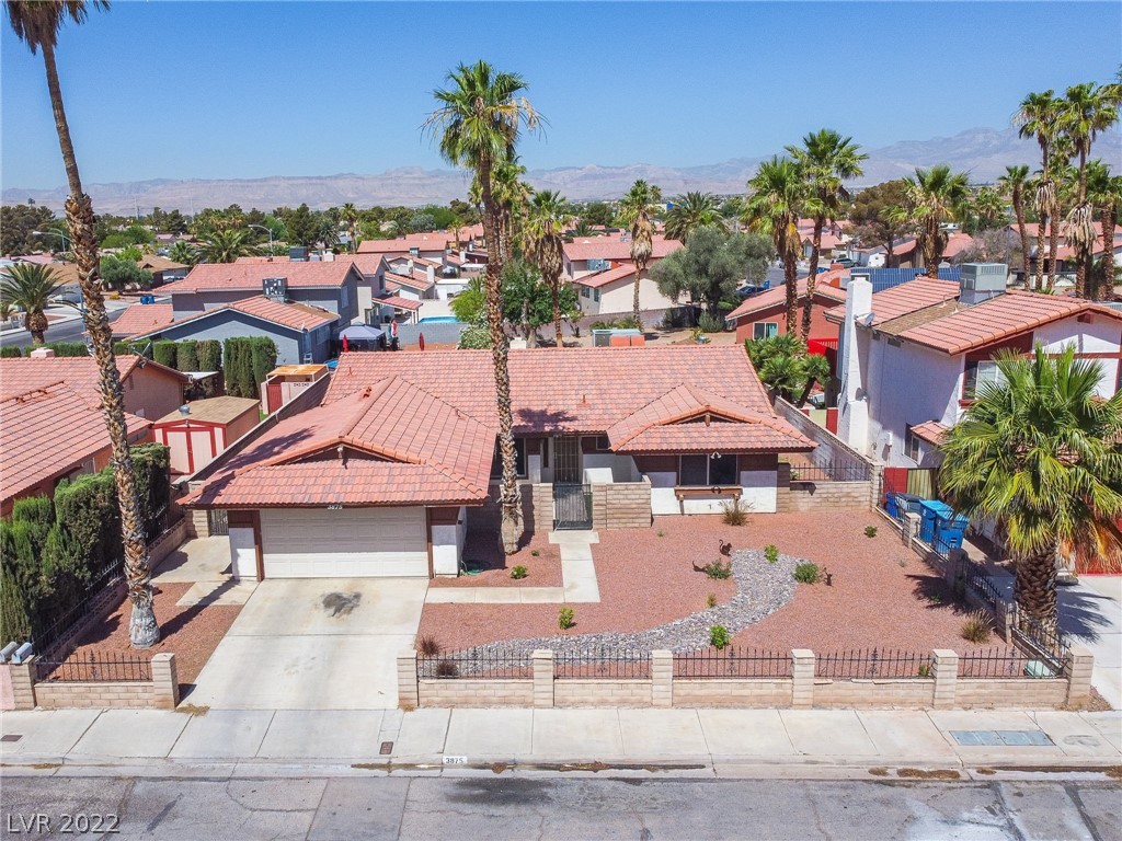 3875 El Camino Road Property Photo 1