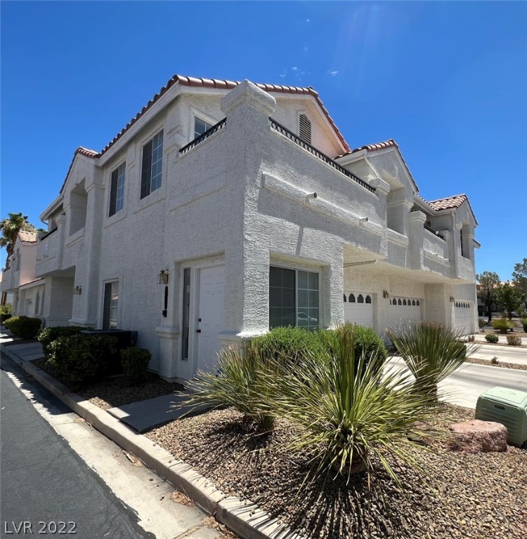 5201 South Torrey Pines Drive 1182 Property Photo 1