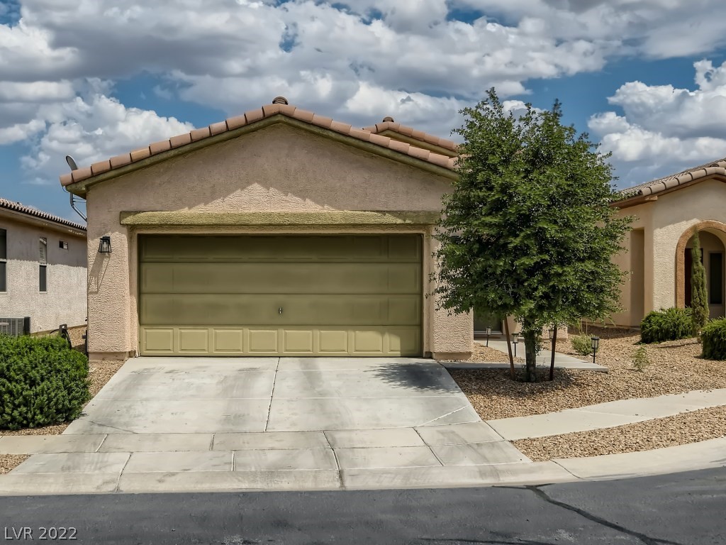 700 Bridgeford Court Property Photo 1
